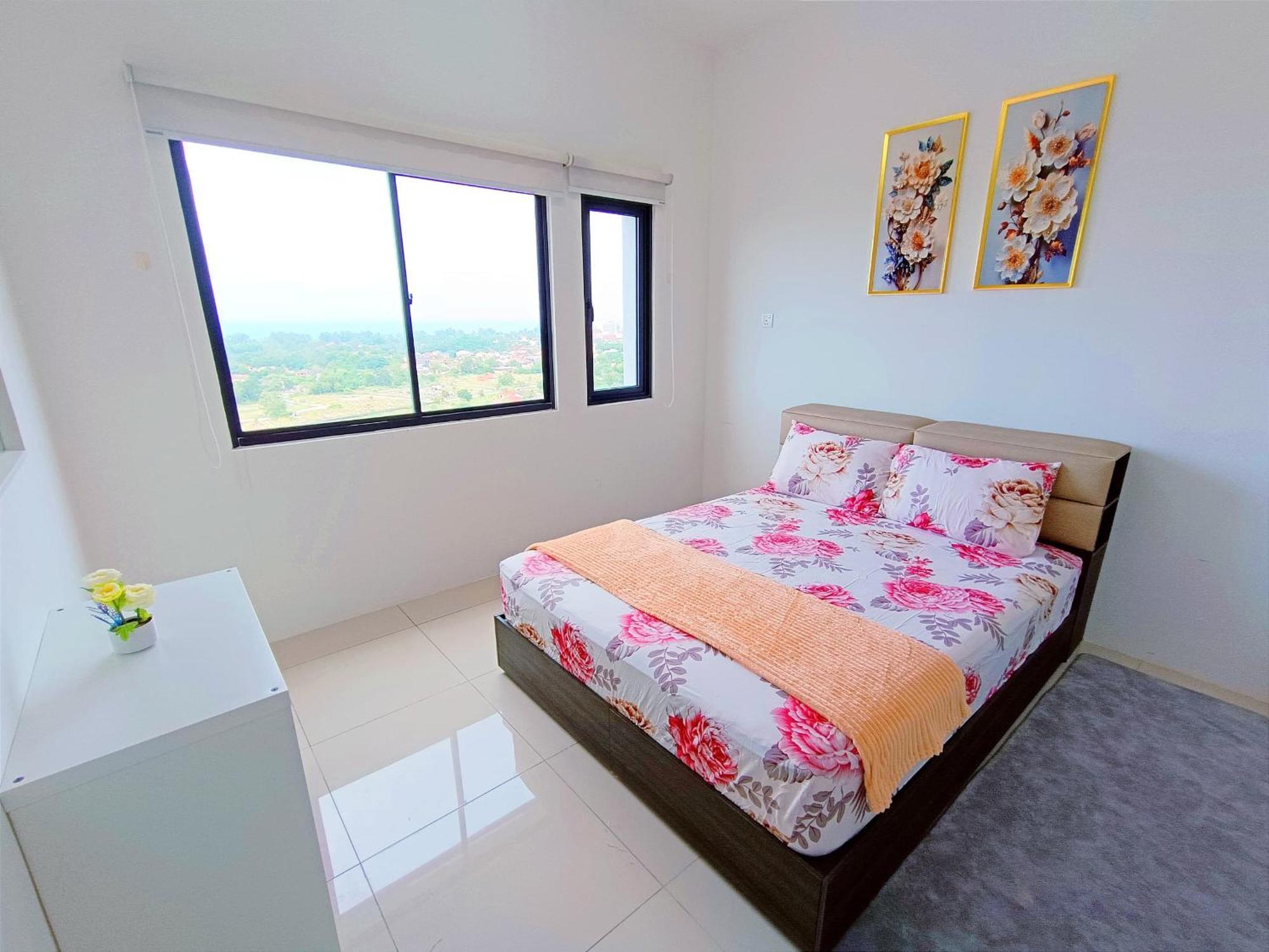 D'Luna Homestay Seaview I Sunrise View Kuala Terengganu Exterior photo